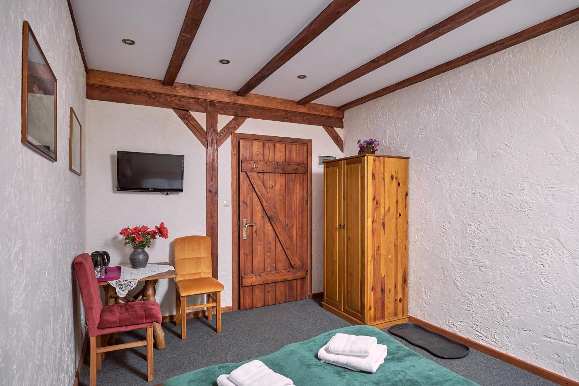 Karczma Zacisze Bed & Breakfast Krutyn Exterior photo